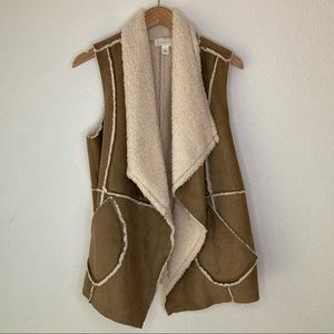 Cozy Faux Fur Vest Sherpa Suede Reversible